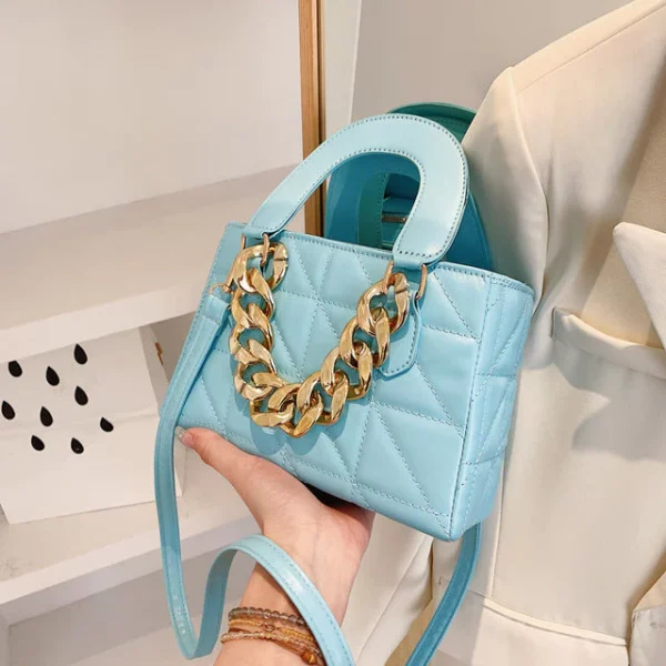 Women’s Shoulder Bags Express Your Unique Style