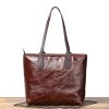 New Women’s Shoulder Bags: Elegant and Chic